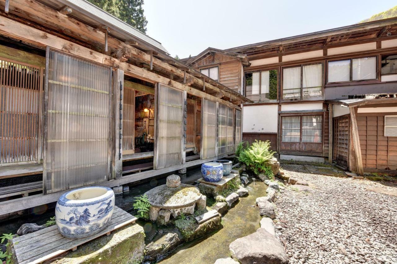 Nishiya Hotel Yonezawa Eksteriør billede