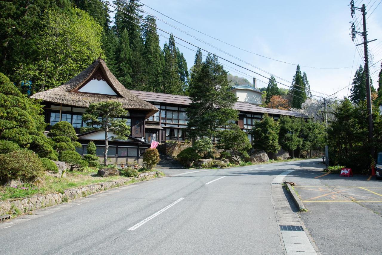 Nishiya Hotel Yonezawa Eksteriør billede